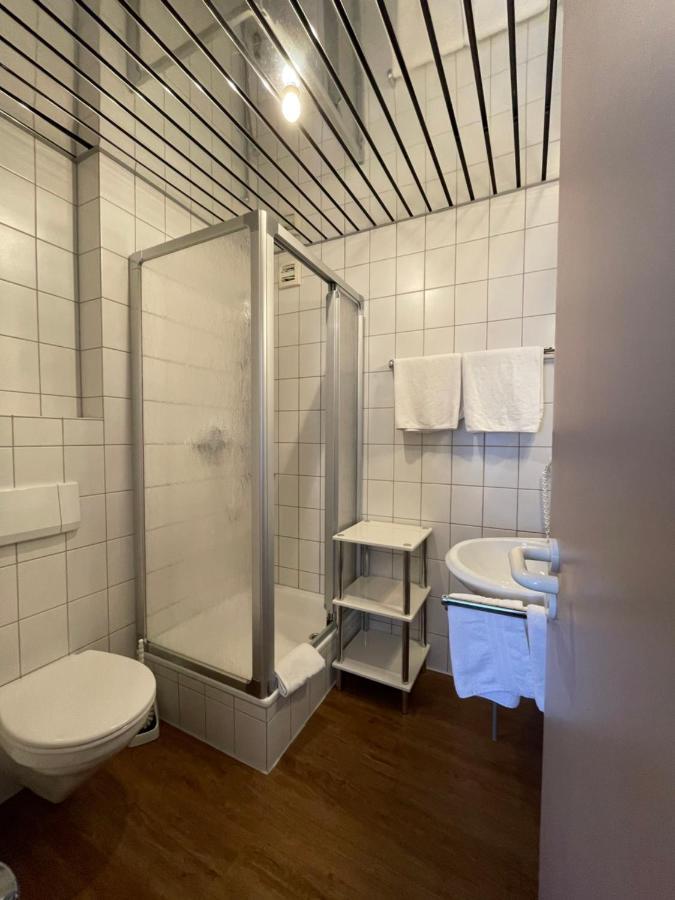 Hotel Saarburger Hof Экстерьер фото