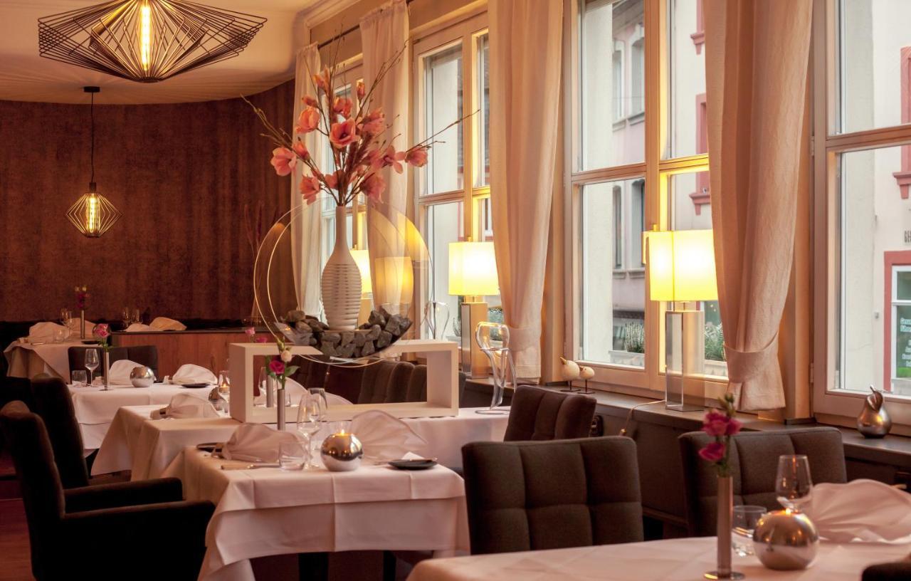 Hotel Saarburger Hof Экстерьер фото